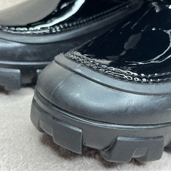 UGG Classic Brellah Mini Boot-Black-Women’s 5-Winter-Warm-Fashion-Snow-Rain-Cute - Picture 6 of 15